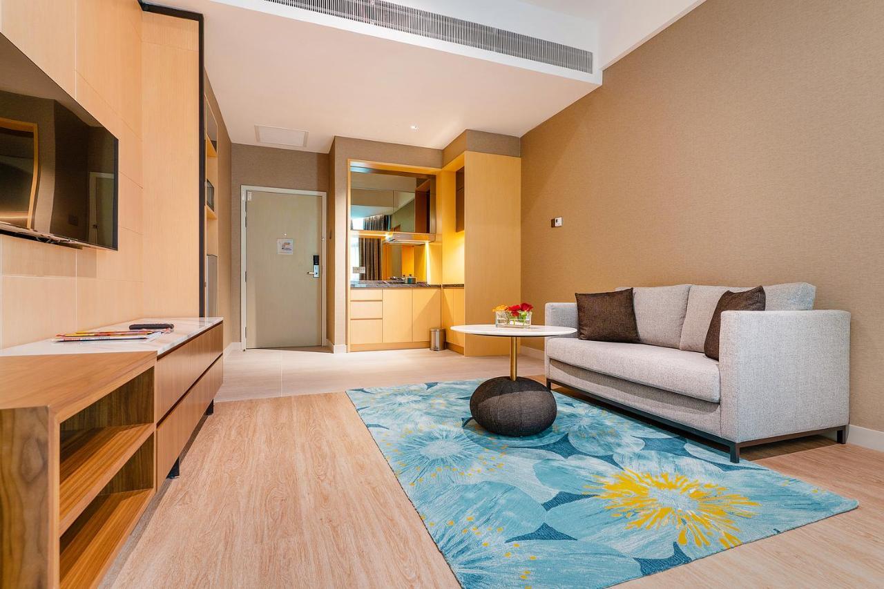 פטלין ג'איה M World Hotel Formerly Known As Avante Hotel מראה חיצוני תמונה A living room in a hotel suite